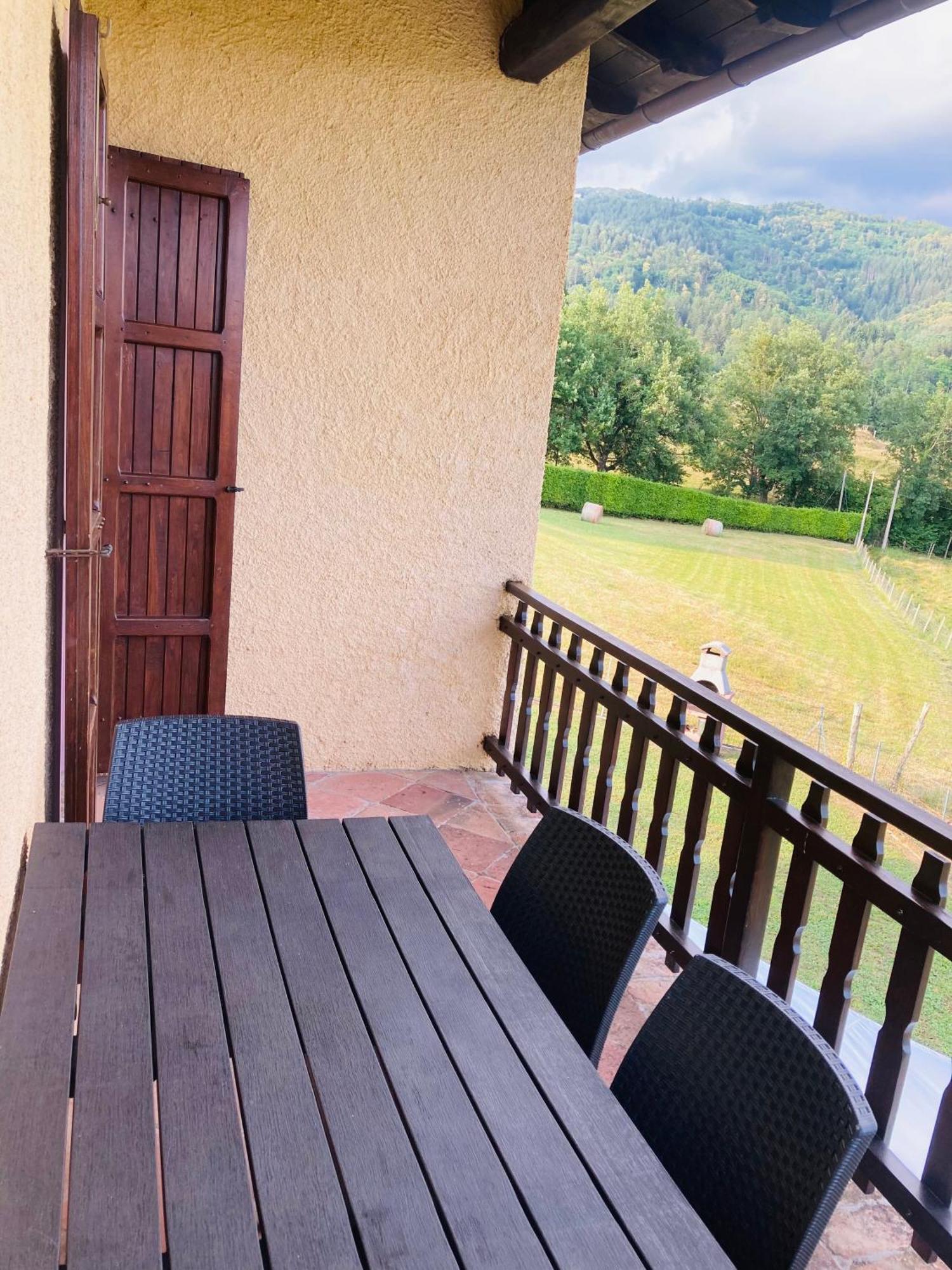 Agriturismo Tramonti Castiglione di Garfagnana Bagian luar foto