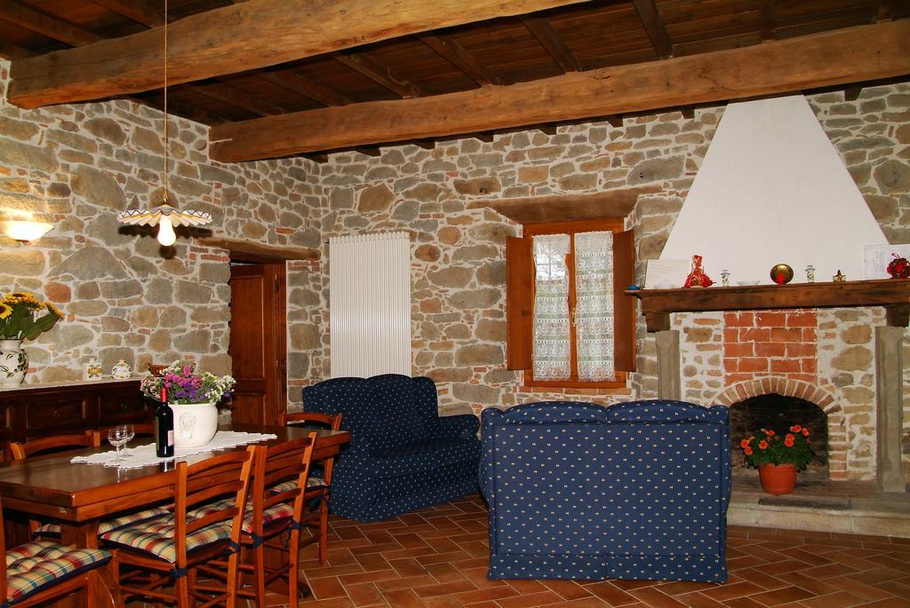 Agriturismo Tramonti Castiglione di Garfagnana Ruang foto