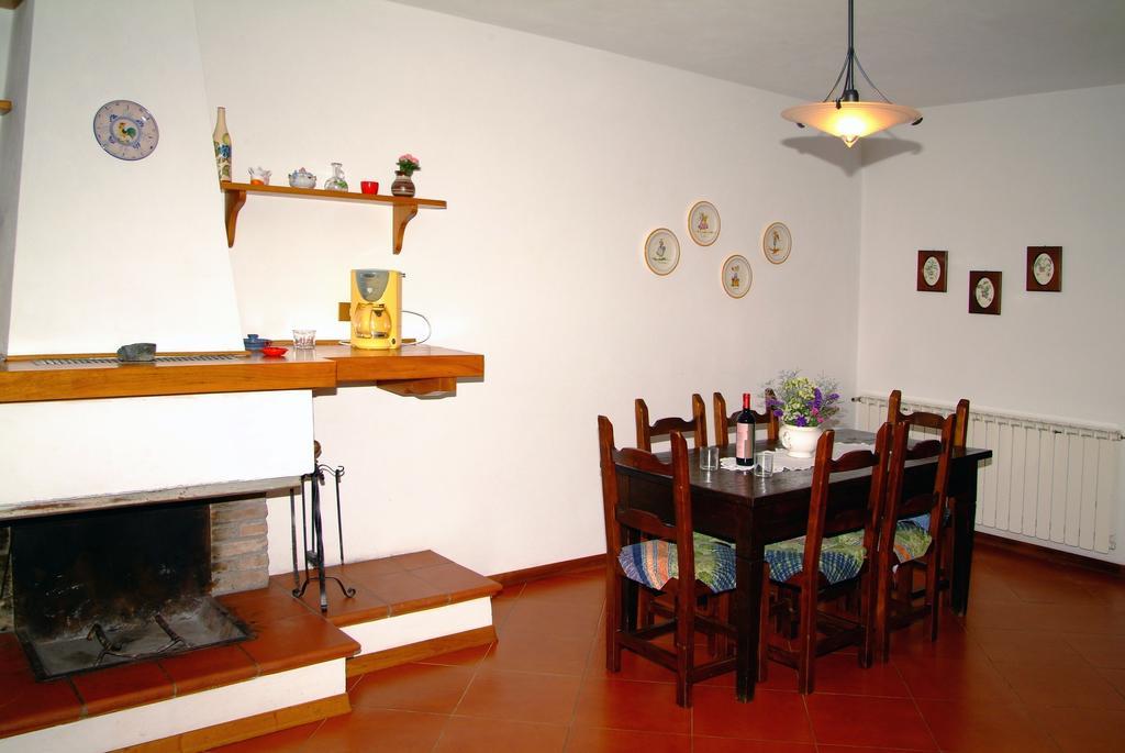 Agriturismo Tramonti Castiglione di Garfagnana Ruang foto